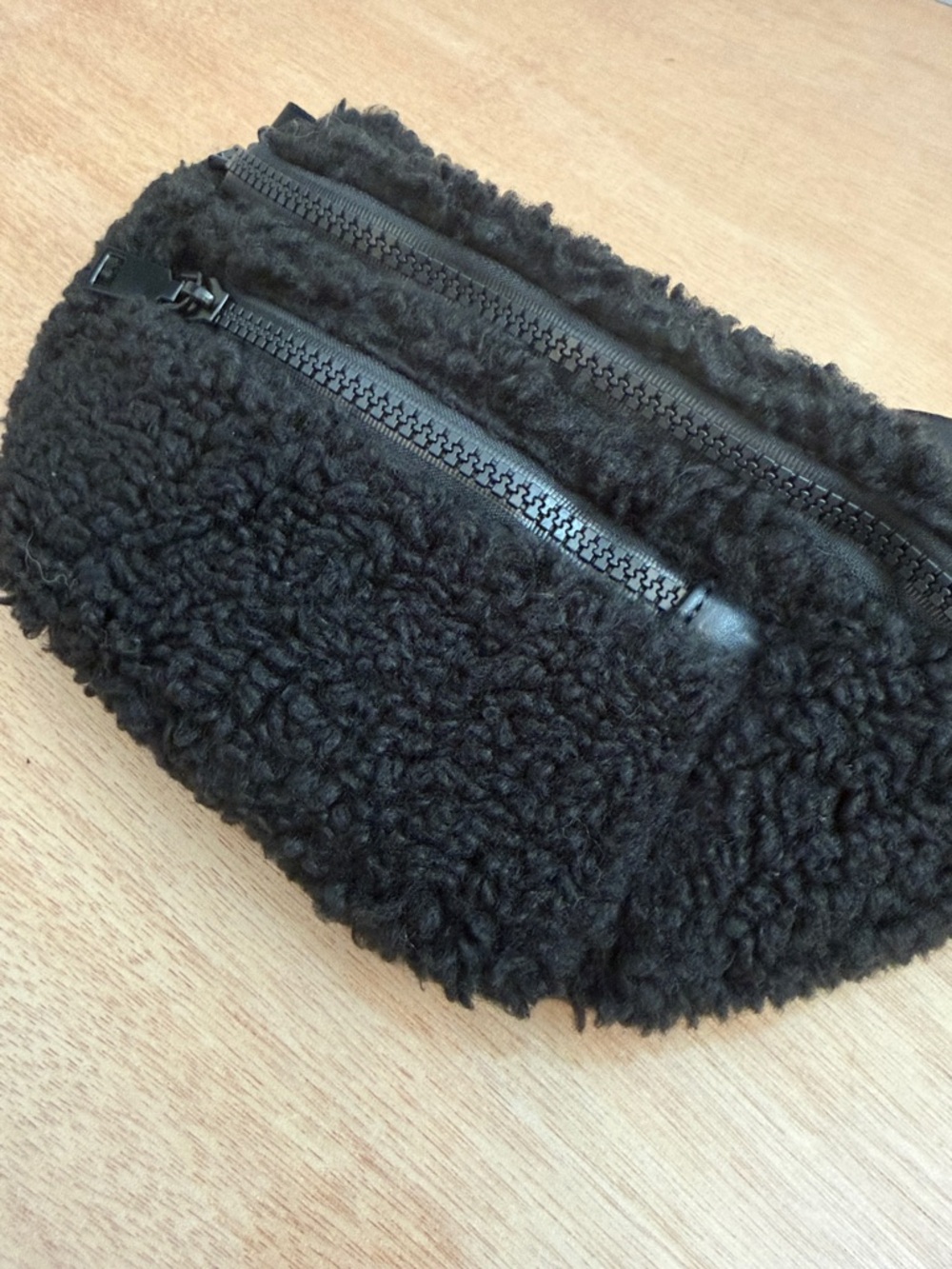 Carbon38 Black Waist or Crossbody Bag with Dual Zips